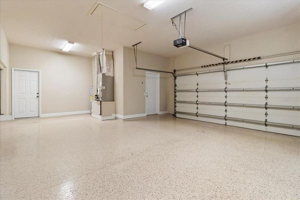 Garage, Interior
