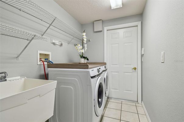 Interior, Washer