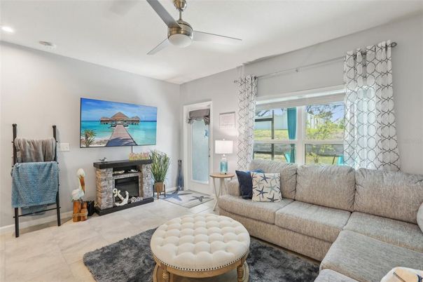 Fireplace, Interior, Living room, Recessed Lighting