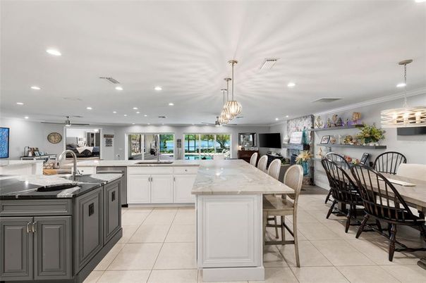 Dining room, Interior, Kitchen, Pendant Lights, Recessed Lighting