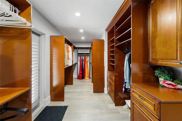 Interior, Recessed Lighting, Walk-in Closets, Wood Texture Flooring