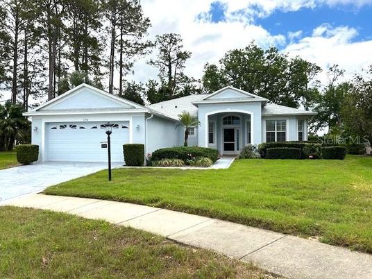 Attached, Exterior, Facade, Ranch