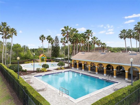Exterior, Playground, Pool