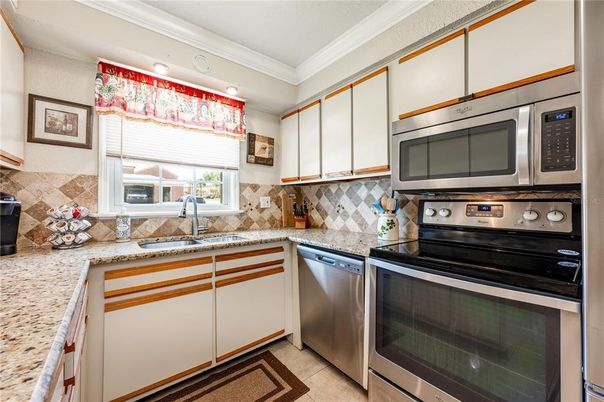 Interior, Kitchen, Stainless Steel Appliances