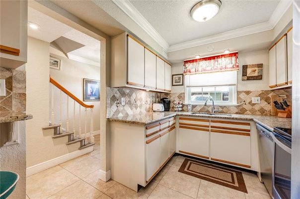 Interior, Kitchen, Recessed Lighting