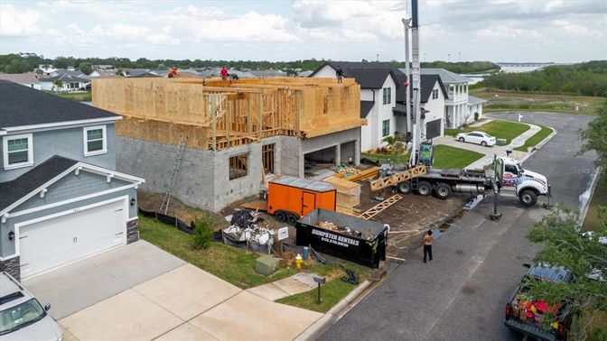 Exterior, Drone
