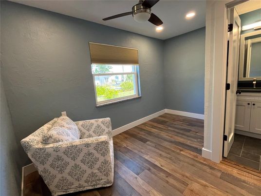 Interior, Recessed Lighting, Wood Texture Flooring