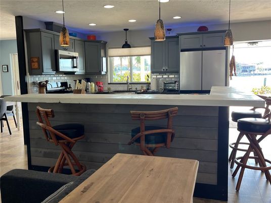Interior, Kitchen, Pendant Lights, Recessed Lighting, Stainless Steel Appliances