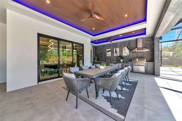 Dining room, Interior, Kitchen, Recessed Lighting, Wooden Ceilings