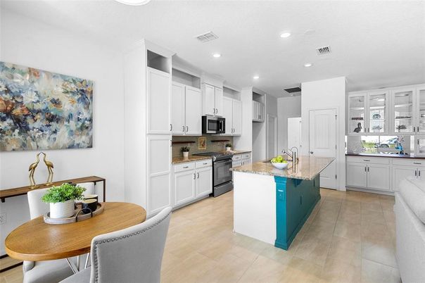 Dining room, Interior, Kitchen, Recessed Lighting