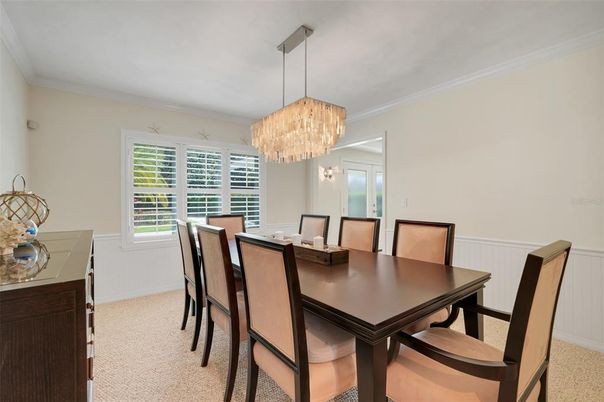 Chandelier, Dining room, Interior