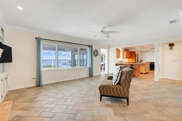 Interior, Kitchen, Recessed Lighting, Water