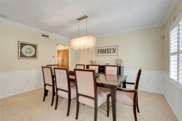 Chandelier, Dining room, Interior