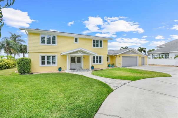 Attached, Backyard, Exterior, Facade, Split Level