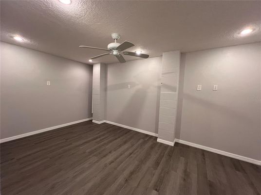 Empty room, Interior, Recessed Lighting, Wood Texture Flooring