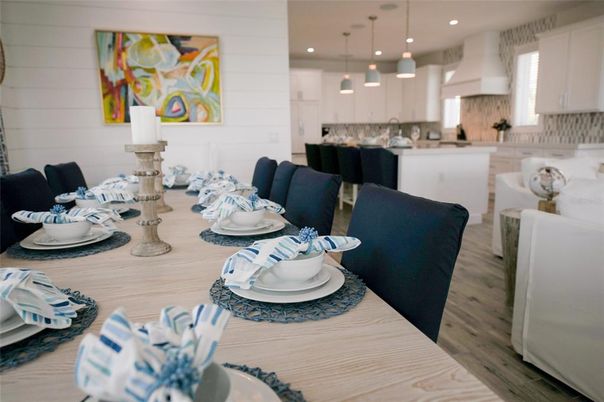 Dining room, Interior, Kitchen, Pendant Lights, Recessed Lighting, Wood Texture Flooring