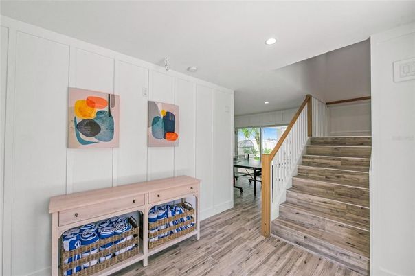 Interior, Recessed Lighting, Wood Texture Flooring