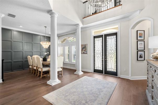 Chandelier, Dining room, Interior, Recessed Lighting, Wood Texture Flooring