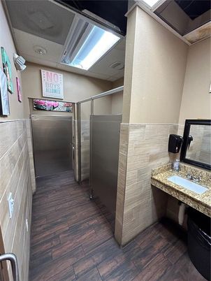 Elevator, Interior, Wood Texture Flooring