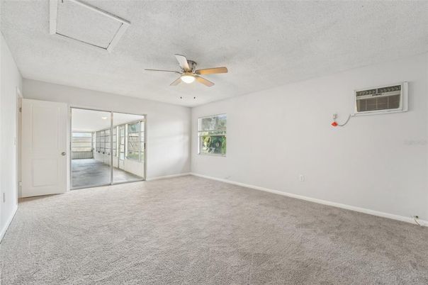 Empty room, Interior, Recessed Lighting