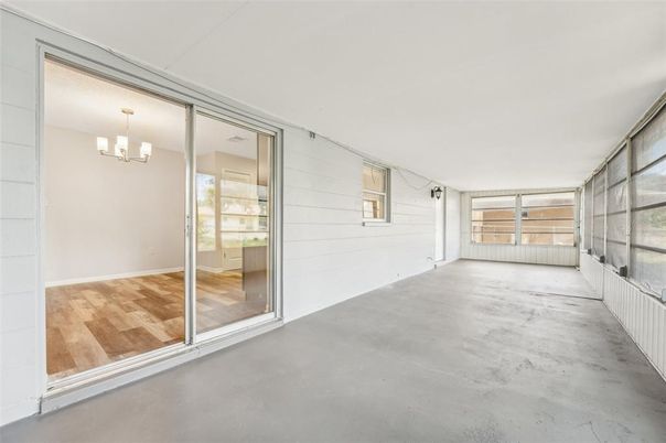 Chandelier, Empty room, Interior