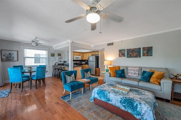 Dining room, Interior, Kitchen, Living room, Stainless Steel Appliances, Wood Texture Flooring