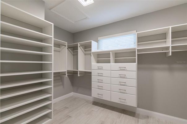Interior, Walk-in Closets, Wood Texture Flooring