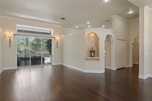 Empty room, Interior, Recessed Lighting, Wood Texture Flooring