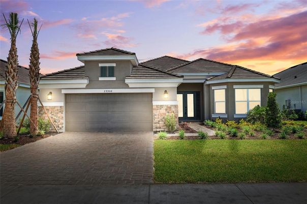 Attached, Exterior, Facade, Mediterranean