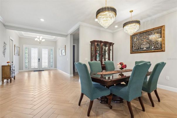 Chandelier, Dining room, Interior, Recessed Lighting, Wood Texture Flooring