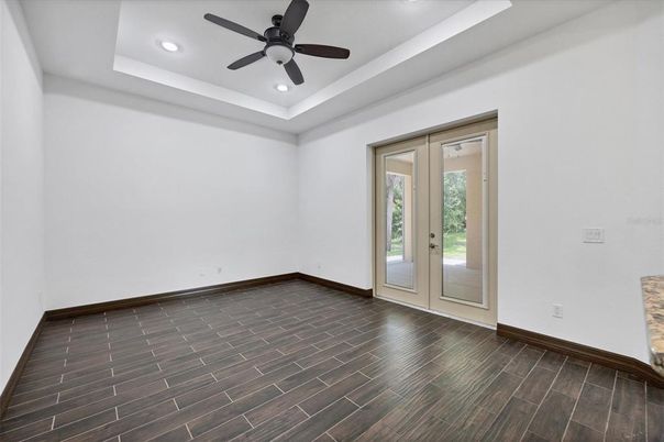 Empty room, Interior, Recessed Lighting, Wood Texture Flooring