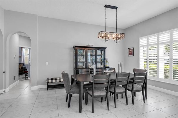 Chandelier, Dining room, Interior