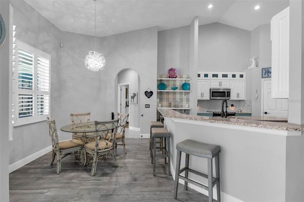 Dining room, Interior, Kitchen, Pendant Lights, Recessed Lighting, Wood Texture Flooring