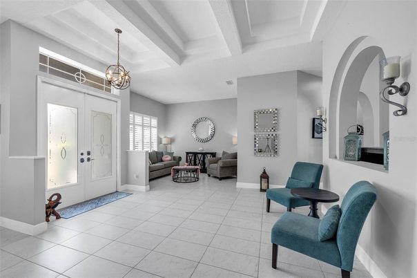 Chandelier, Interior, Living room, Pendant Lights