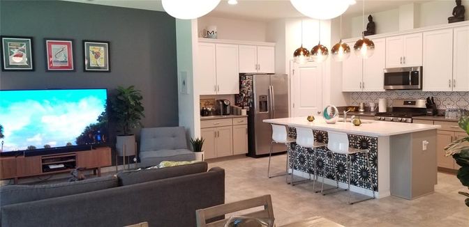 Interior, Kitchen, Living room, Pendant Lights, Recessed Lighting, Stainless Steel Appliances