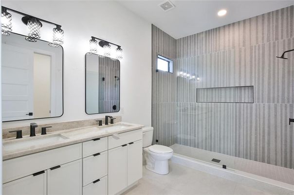 Bathroom, Dual Sink Vanities, Interior, Recessed Lighting