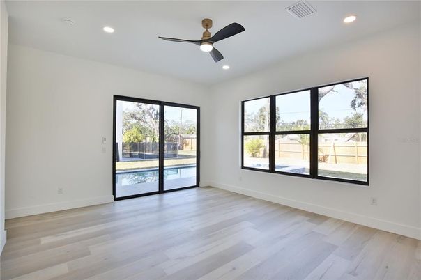 Empty room, Interior, Recessed Lighting, Wood Texture Flooring