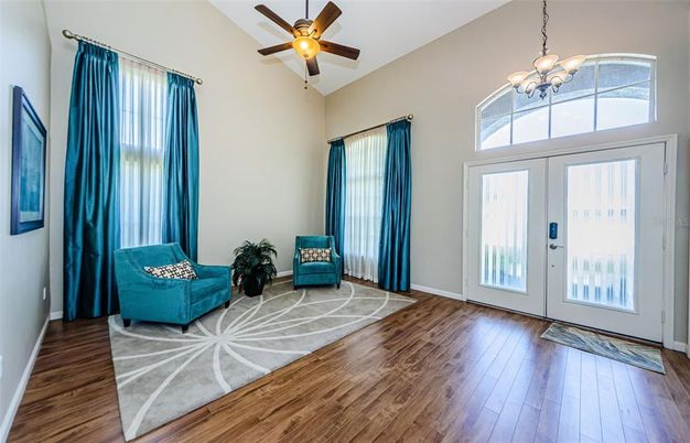 Chandelier, Interior, Wood Texture Flooring