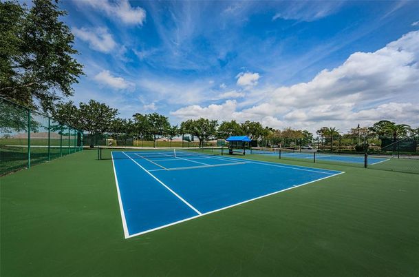 Exterior, Tennis Courts
