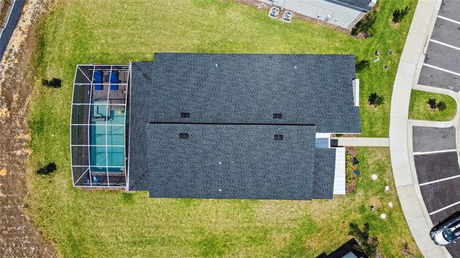 Exterior, Drone