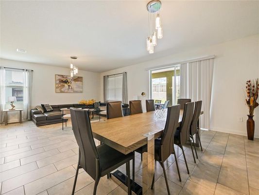 Chandelier, Dining room, Interior, Pendant Lights