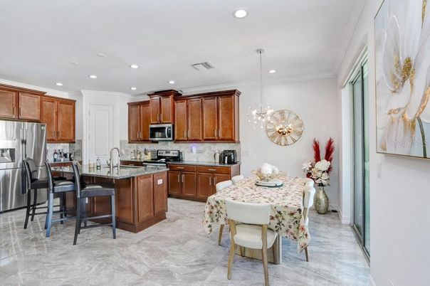 Dining room, Interior, Kitchen, Pendant Lights, Recessed Lighting, Stainless Steel Appliances