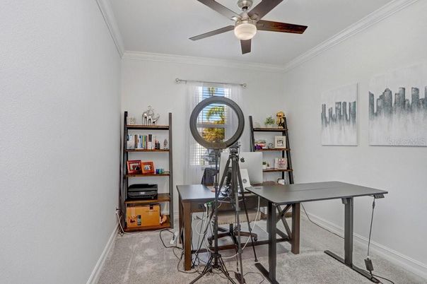 Home Office, Interior