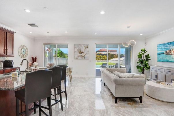 Dining room, Interior, Living room, Pendant Lights, Recessed Lighting