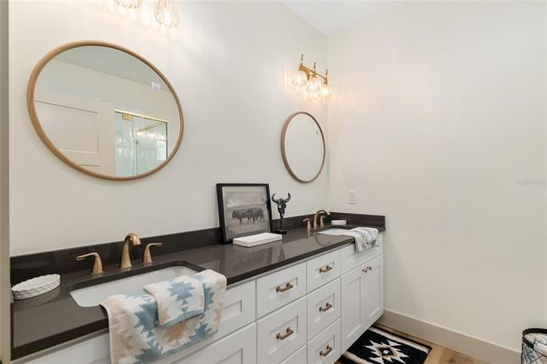 Bathroom, Dual Sink Vanities, Interior