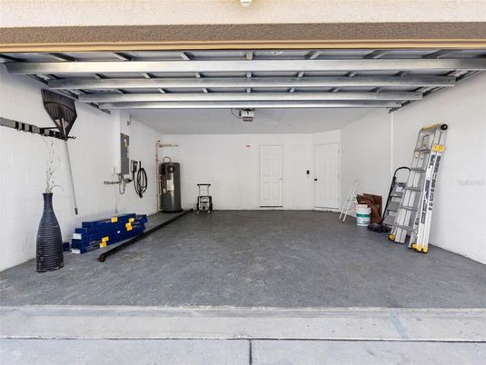 Garage, Interior