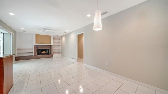 Empty room, Fireplace, Interior, Pendant Lights, Recessed Lighting
