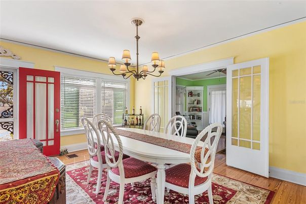 Chandelier, Dining room, Interior, Wood Texture Flooring