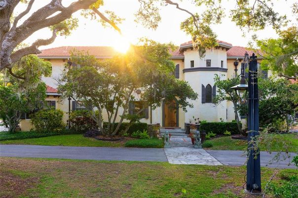 Backyard, Exterior, Facade, Mediterranean
