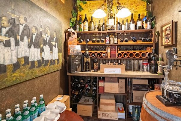 Interior, Wine Storage